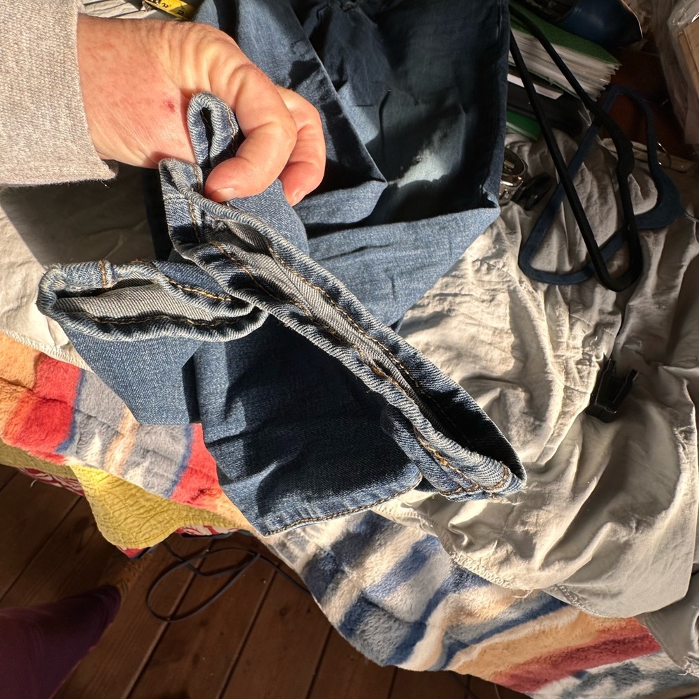 Levi's 501 Button Fly Blue Denim Jeans with Red Label - Picture 10 of 10